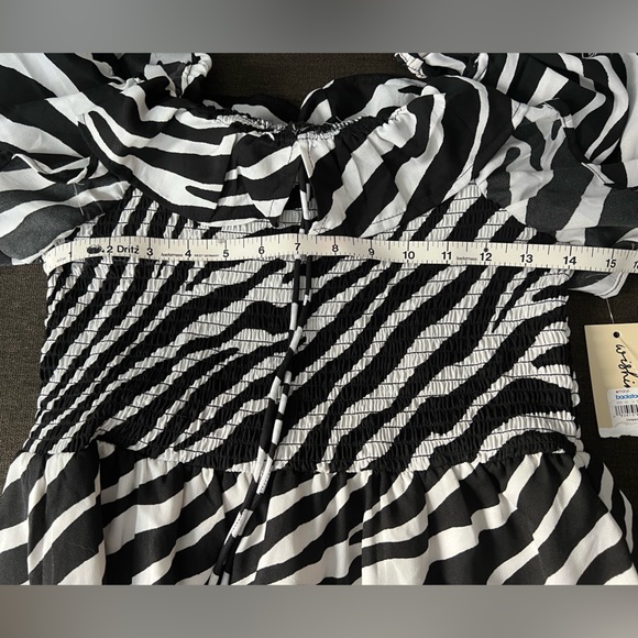 NWT WISHING WAVES ZEBRA DRESS FROM MACY’s BACKSTAGE SIZE MEDIUM - Picture 7 of 11